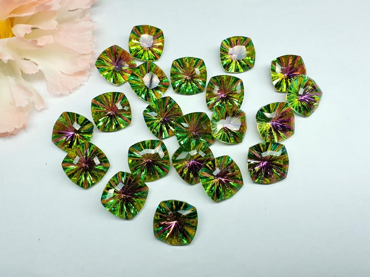 Rivoli starburst green galaxy 14 mm square