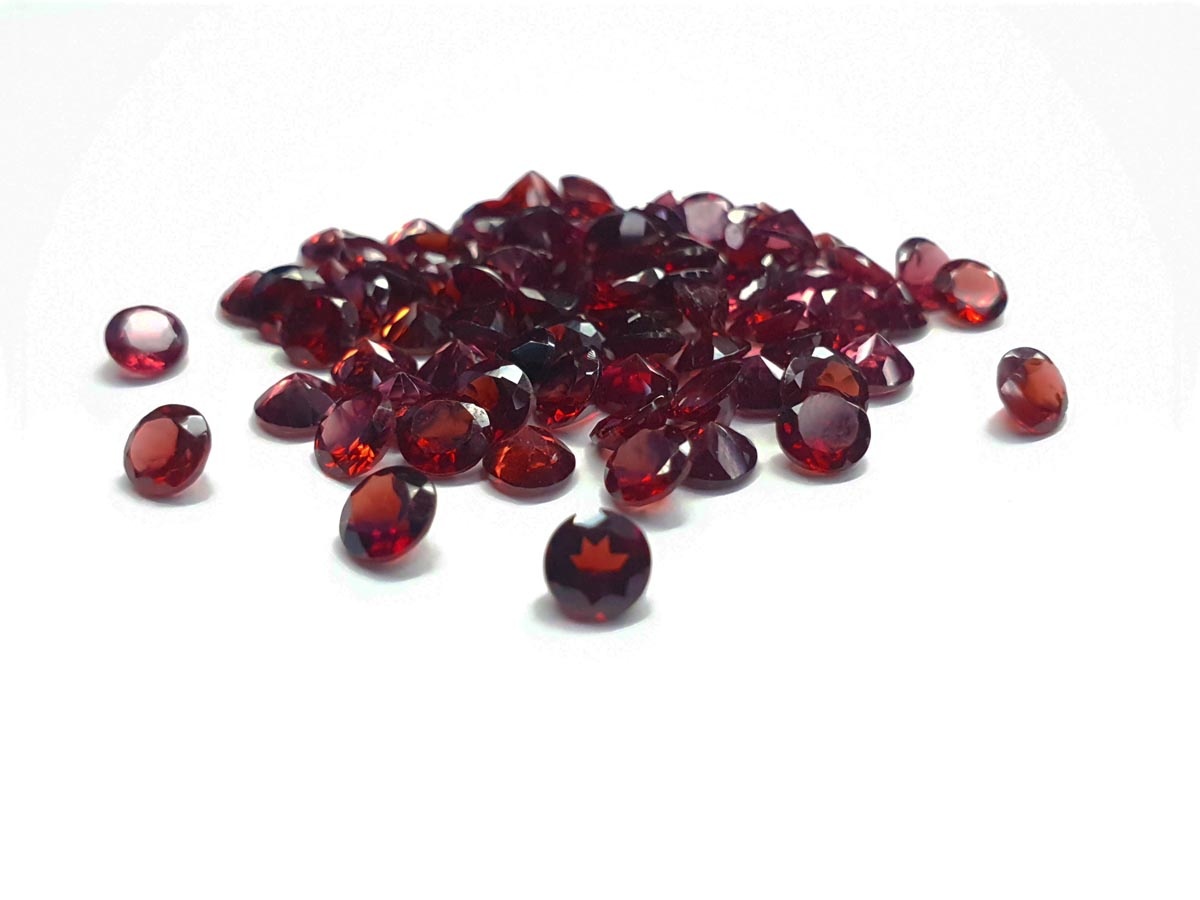 round cut faceted garnet imbali crafts